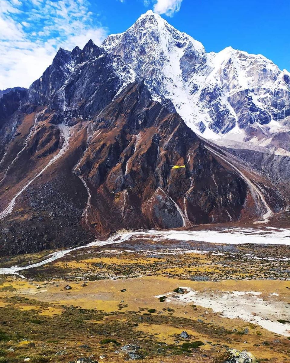 Đỉnh Everest nằm ở đâu?