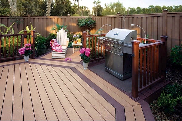 Screening for garden fence - wood or plastic?